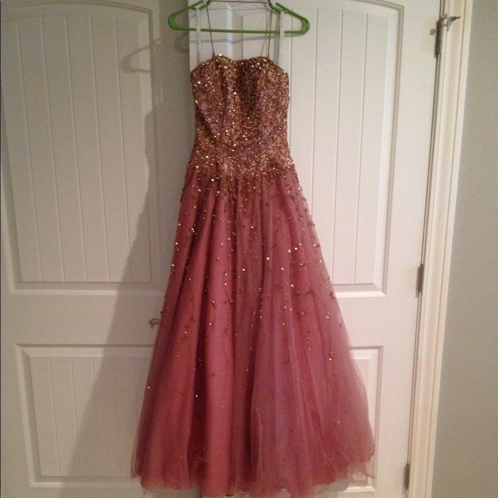 Size 4 Prom Dress. Pink/Gold.